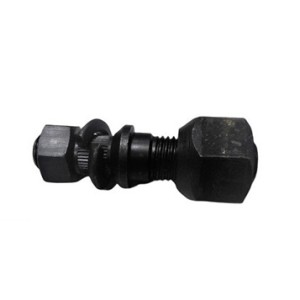 HUB BOLT