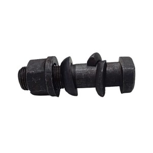 HUB BOLT 18x70