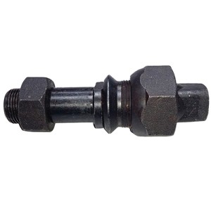 HUB BOLT FUSO